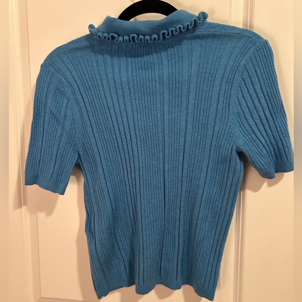Levi’s knit top - Picture 2 of 3